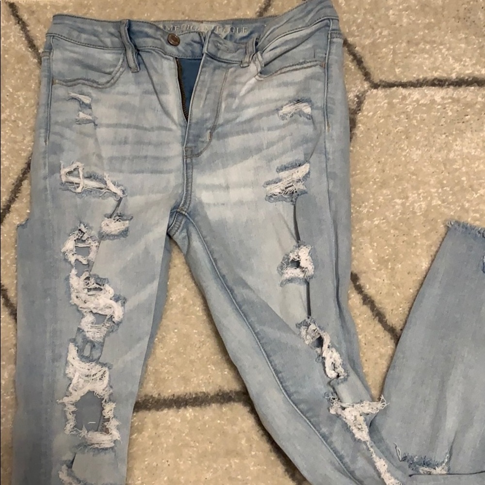 😍AMERICAN EAGLE Faded ripped jeans size 8🙌🏻